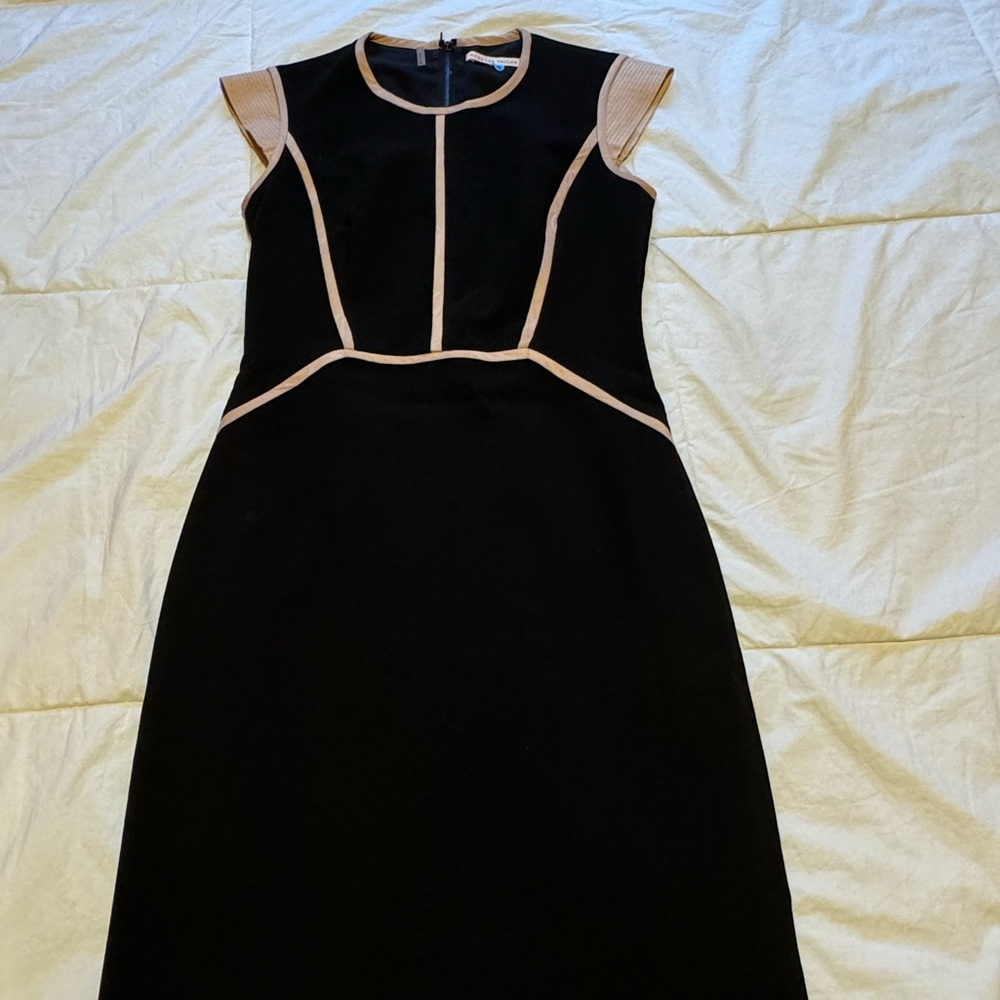 Rebeca Tyler. Size S